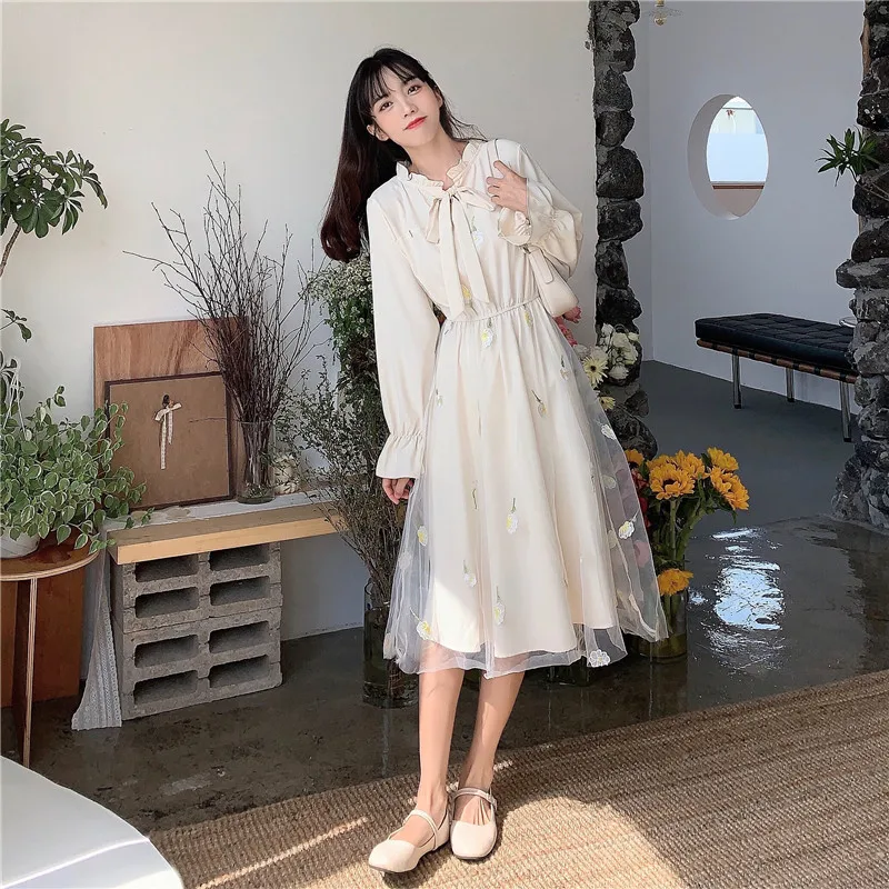 Midi Dress Women Floral Embroidery Gentle College Girls Holiday Fairycore Aesthetic Fashion High Waist Ulzzang Vestidos De Mujer