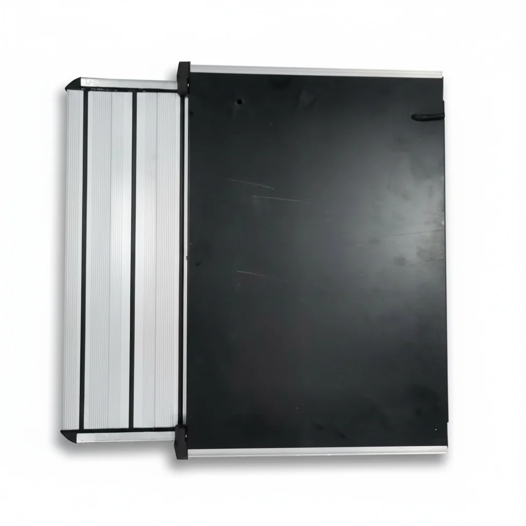 

Aluminum Alloy Trailer Step, RV Folding Caravan Foot Step, Heavy Duty Anti-skid Manual Slide Pedal for RV, MPV, ISO Standard