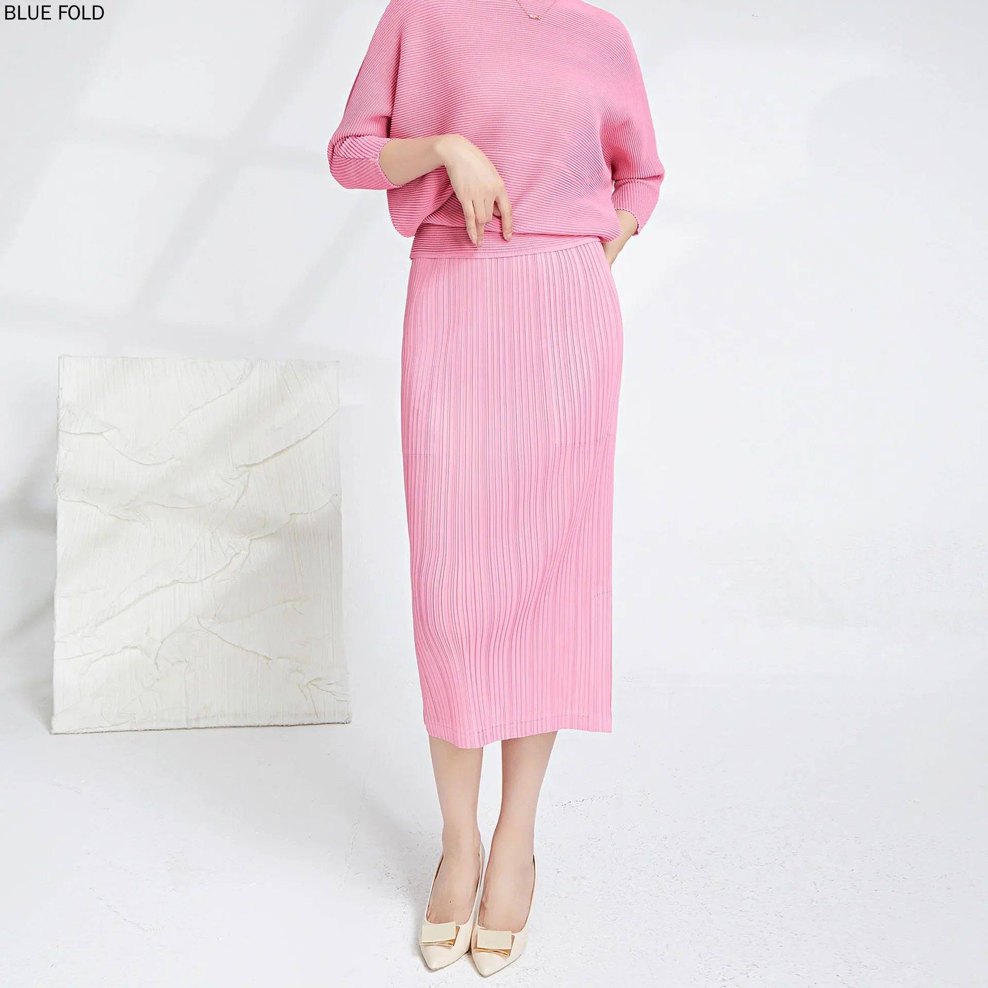 MIYAKE PLEATS Pleated Wrapped Hip Skirt Spring High Waist Fashion Split Mid Length Straight Fit Versatile One Step Skirt Trend