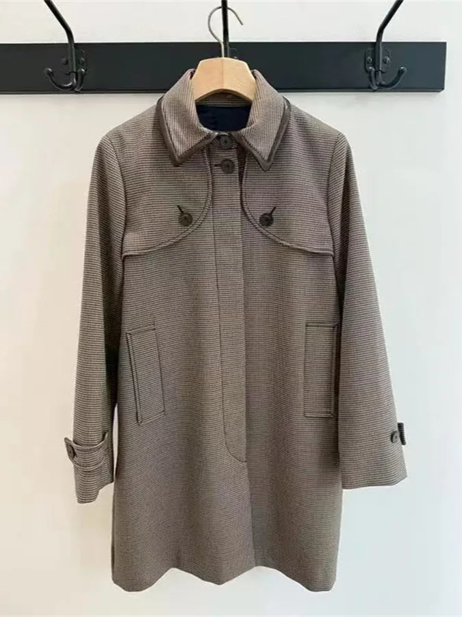 

【Gift Free】2025 Autumn Winter British Plaid Trench Coat with Leather Piping Lapel and Back Pleats Long Outerwear for Women