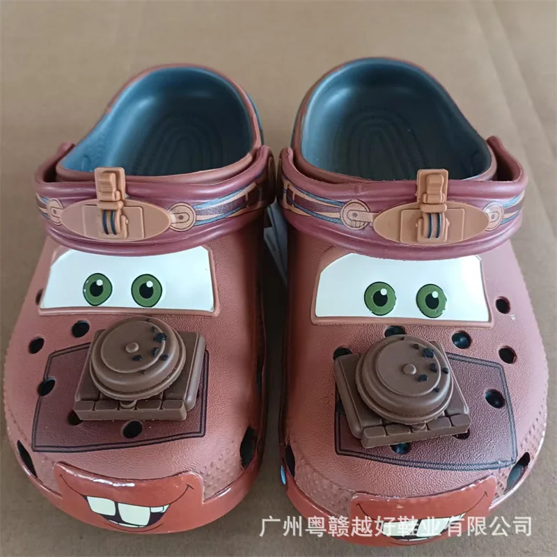 Cute Mater Tow Truck Cartoon Clogs Slippers Cars 3D Pattern Sandals with Round Badge Charms Adjustable Heel Strap Non-Slip Shoes