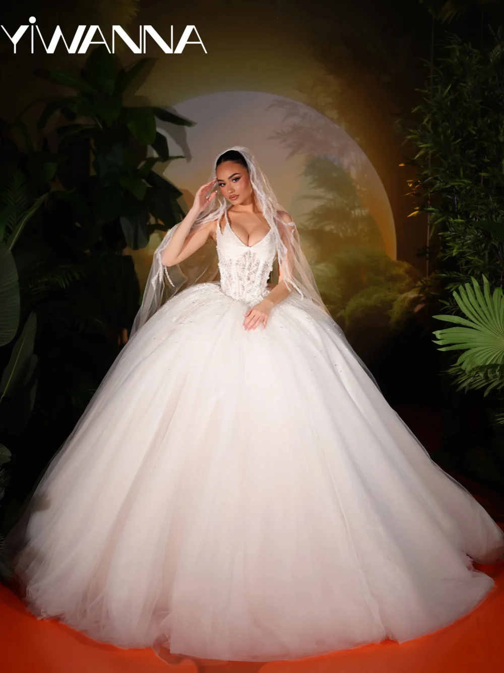 White Dreamy Pearls Princess Wedding Dress Elegant Thin Straps Floor-length Bridal Gown Customzied Gorgeous Dresses For Bride