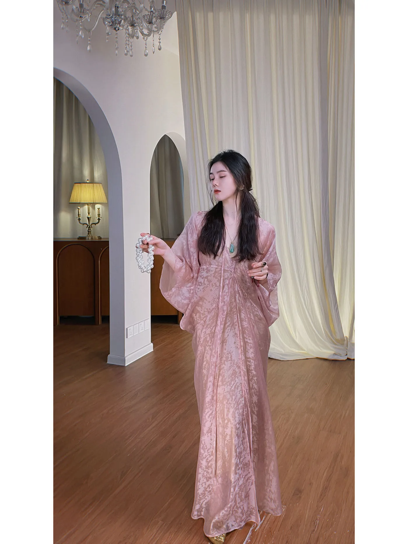 

New Chinese Style Relaxing V-neck Tie-dress Long Holiday Skirt Slimming National Style Yanyan Nanqiao Regenerated Cellulose F...