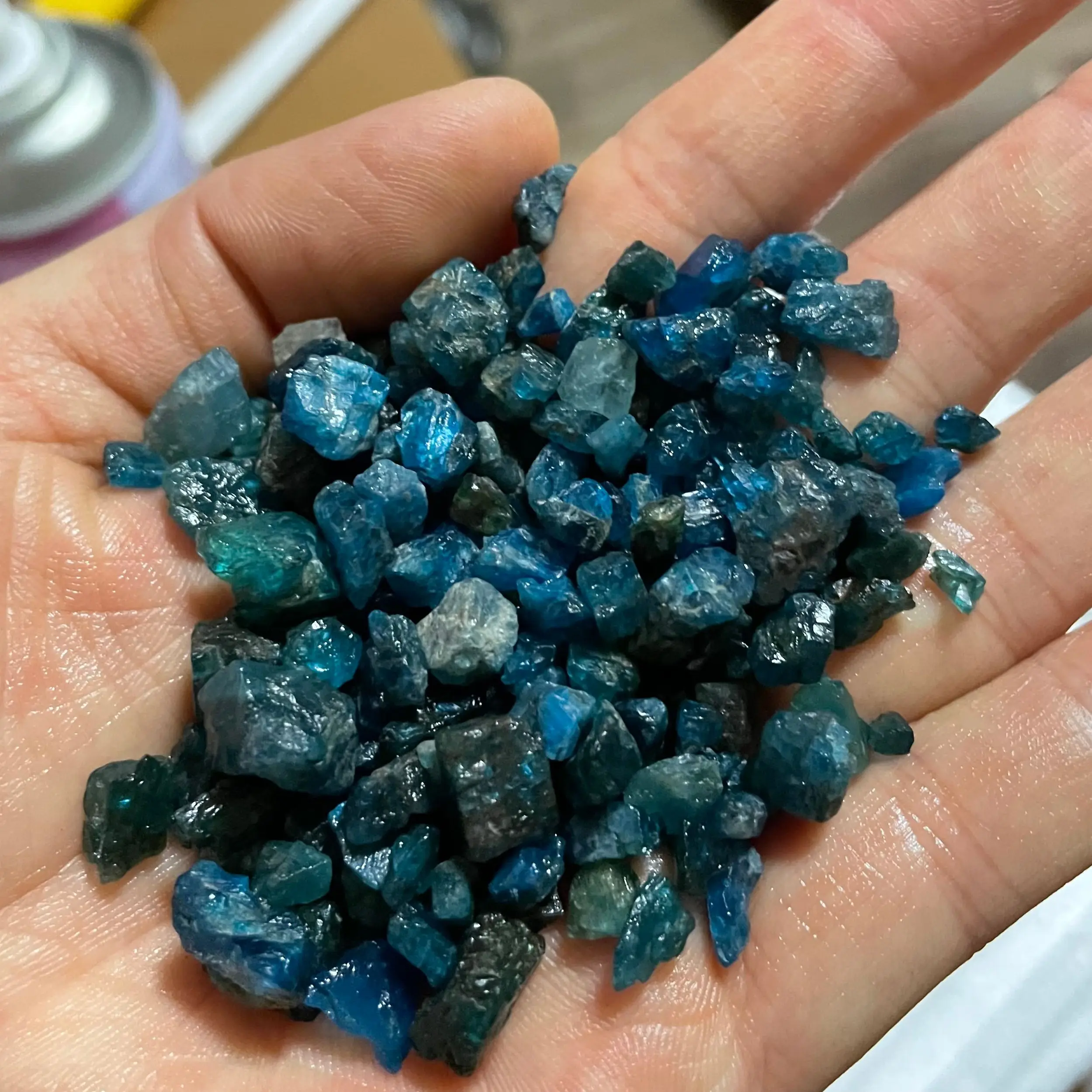 1000g 5-10mm wholesale Natural Blue Apatite Crystal Stone Chip Gravel Home Room Decoration DIY Aquarium Healing Fengshui