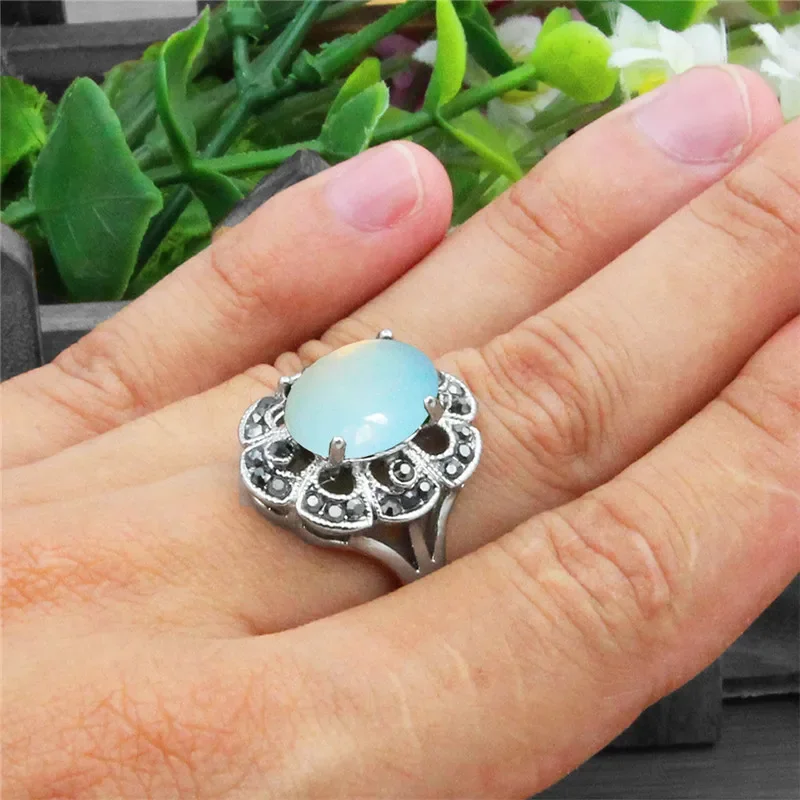 Vintage Flower Pendant Natural Stone Quartz Opal Sets For Women Antique Silver Plated Necklace Earring Ring Fashion Jewelry