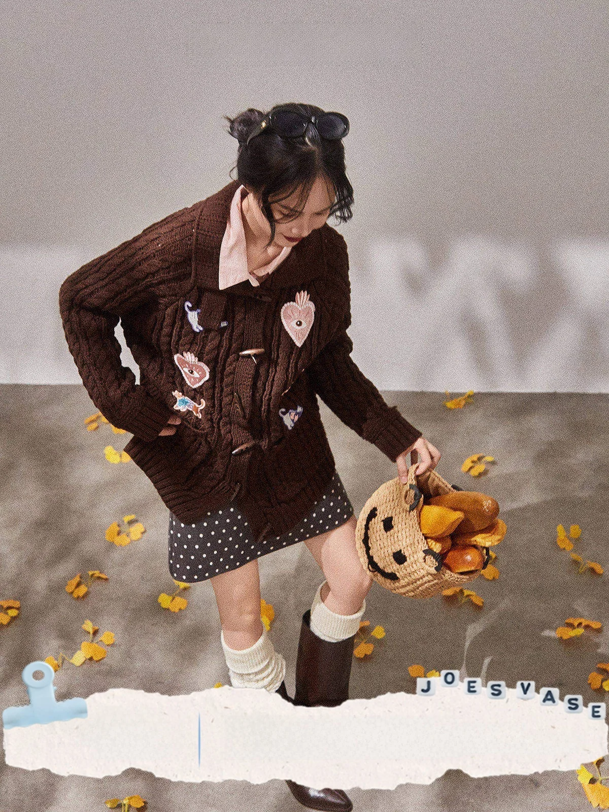 

Свободная вязаная женская верхняя одежда кофейного цвета, тюжет, осенний новый открытый кардиган с вышивкой и вазой для цветов