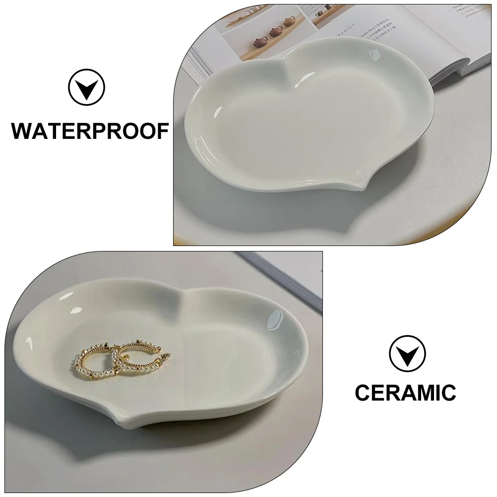 

Керамическая тарелка для закусок в форме сердца, премиум-качество, для повседневного использования, легкая, компактная, удобная для хранения, для мытья, поднос для фруктов и десертов