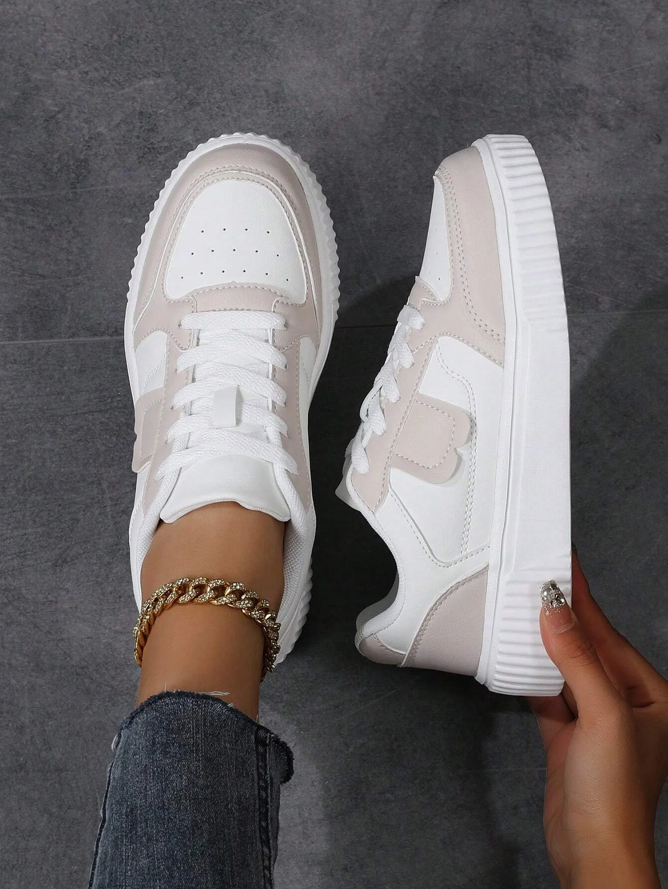 

Women Sneakers Runing Breathable Light Walking Shoes Sport Casual Female Shoes Tennis motion Skateboard Shoes Fashion Outdoor