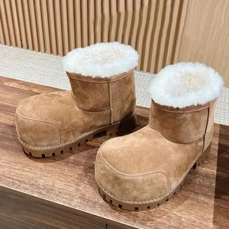 2024 nuove donne stivaletti moda pelle scamosciata classico inverno caldo peluche stivali da neve casual outdoor comodi slip-on Botas Femininas