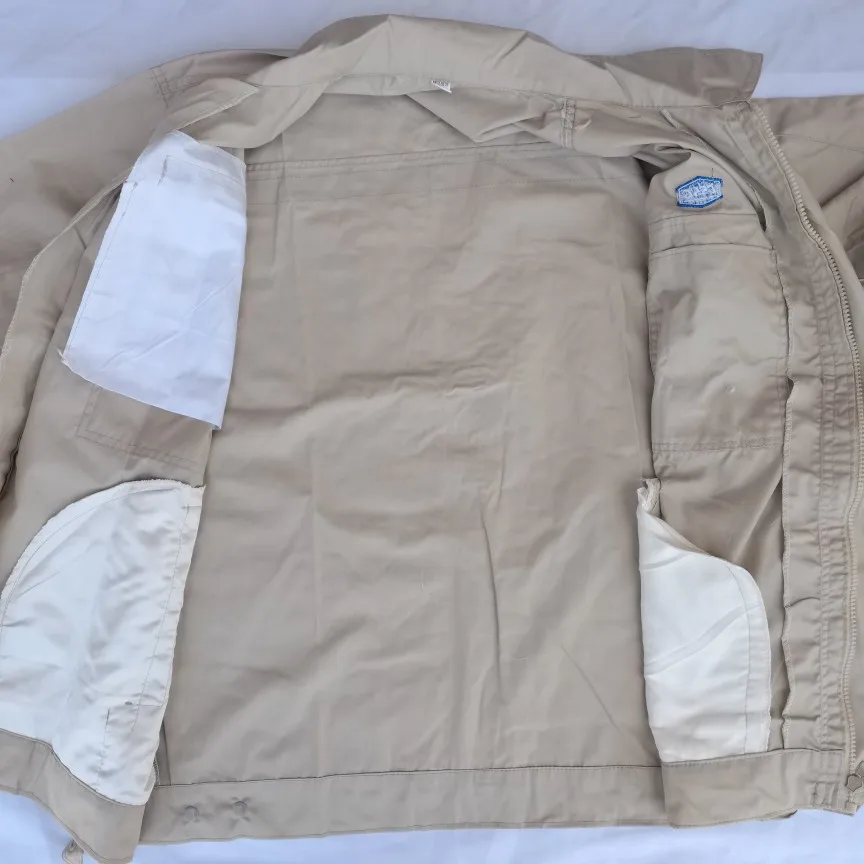 

Summer Work Uniform Set for Men And Women Beige Cotton Blend Fabric Youth Suitable Office Wear Factory Workshop