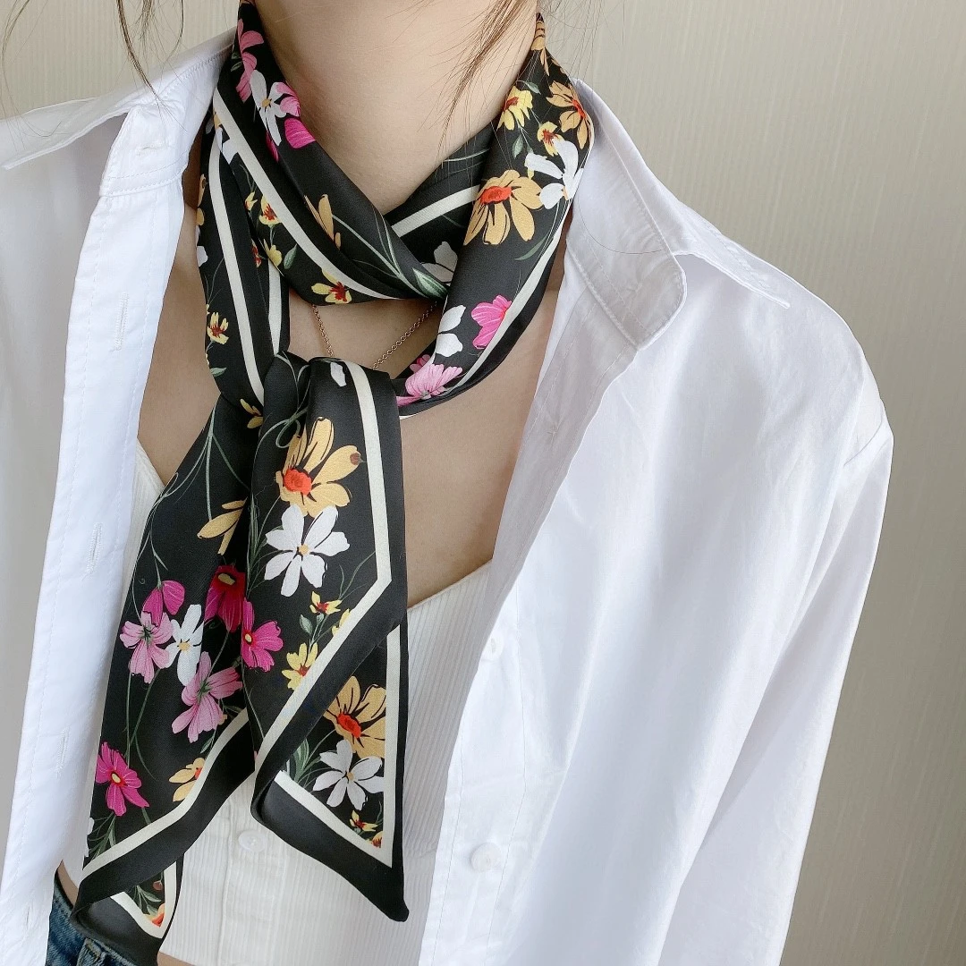 Spring/Summer Elegant Stylish Flower Lightweight Scarf  With Diagonal Corners For Women Purse Streamer Soft Satin Neckerchief