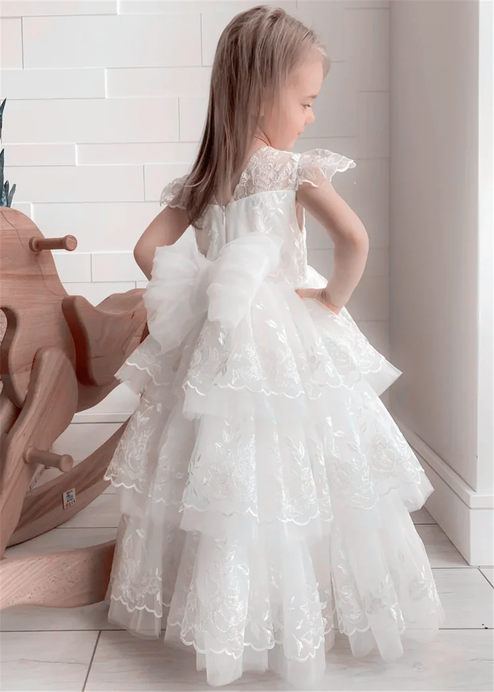 Vestidos florista branco com arco, manga curta, apliques em camadas, vestidos de primeira comunhão, festa de aniversário e casamento, presente infantil