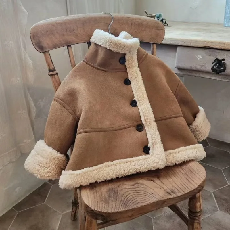 

2025 зимнее новое детское флисовое пальто ягненка для мальчиков и девочек, куртка с хлопковой подкладкой и длинными рукавами, теплое пальто для малышей, модная детская одежда