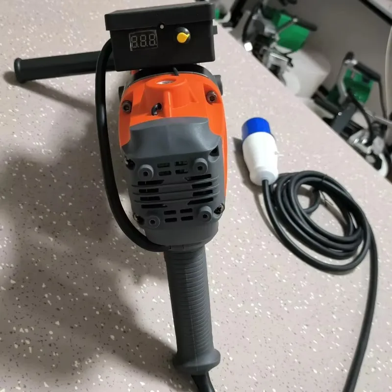 4100W Hot Melt Extrusion Welder HDPE/PE/PP Membrane Welding For Industrial Wastewater Tank Liners CE Approved