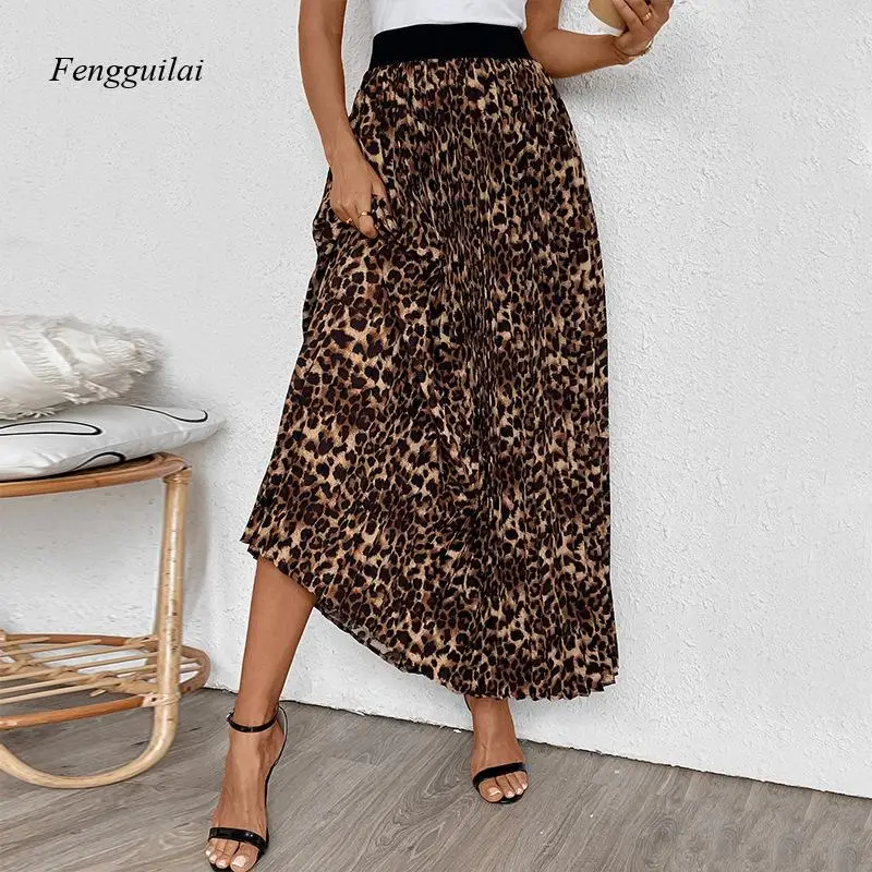 Women's Leopard Print Pleated Maxi Skirt, High Waist Flowy A-Line Long Skirt, Vintage Animal Print Casual Bottoms