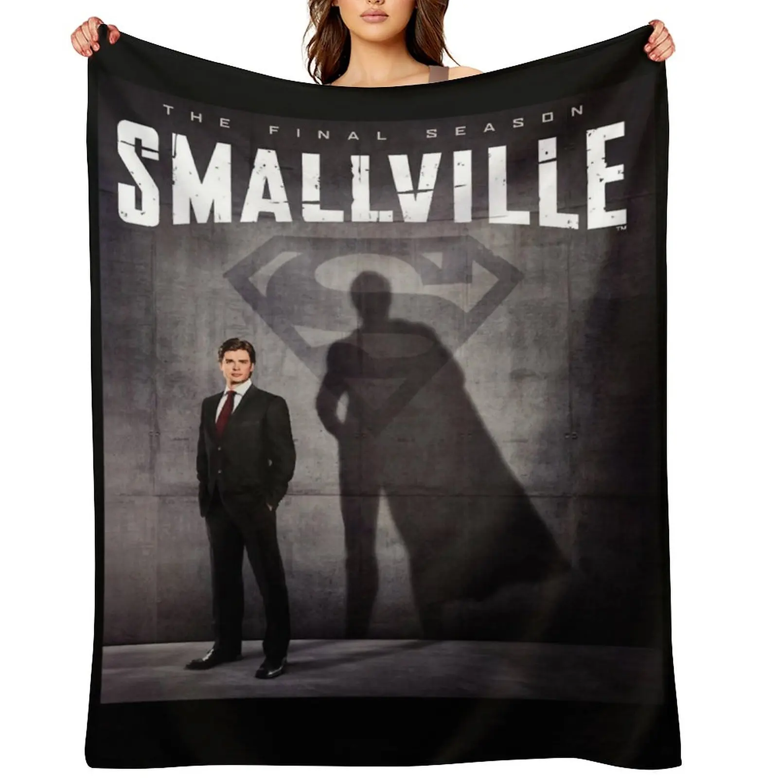 

SMALLVILLE LOGO Throw Blanket heavy to sleep Plaid Luxury Throw Plaid on the sofa Blankets