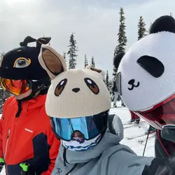 Decorazione della copertura del casco da sci, copertura del casco mezzo cartone animato carino per bambini, adatta per il cappello della decorazione del casco per adulti di scooter elettrici