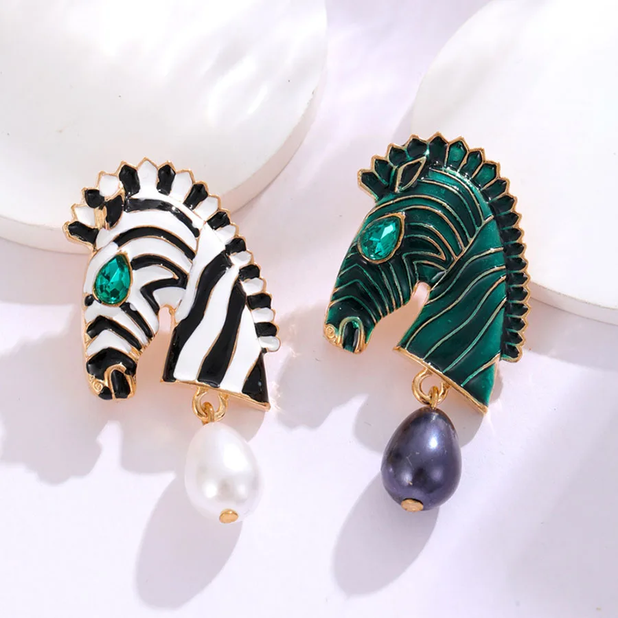 Pearl Zebra Brooches For Women Unisex 2-color Horse Animal Head Party Office Brooch Pin Gifts