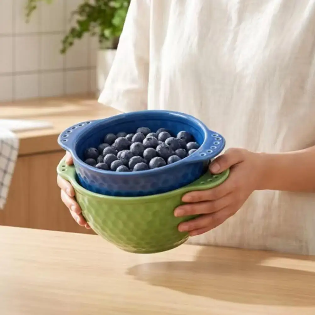 Ceramic Berry Colander Bowl Decorative Washing Bowl Ceramic Berry Washing Bowl with Drain Holes Self-spinning Fruit for Berries
