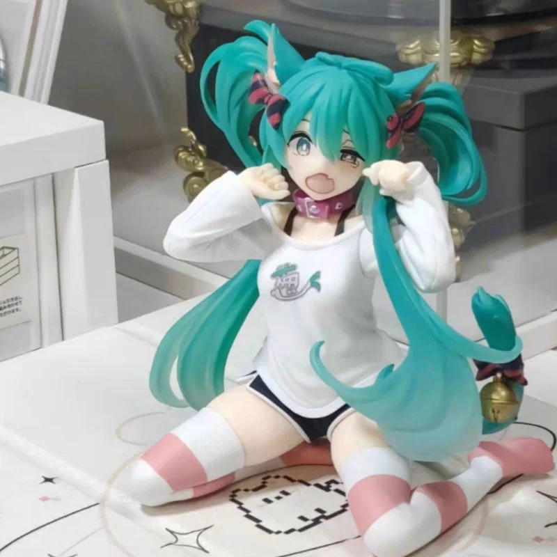 Original Taito Vocaloid Cat Ear Hatsune Miku Design Action Figure Peripheral Collectable Model Decorative Ornamen Xmas Toy Gift