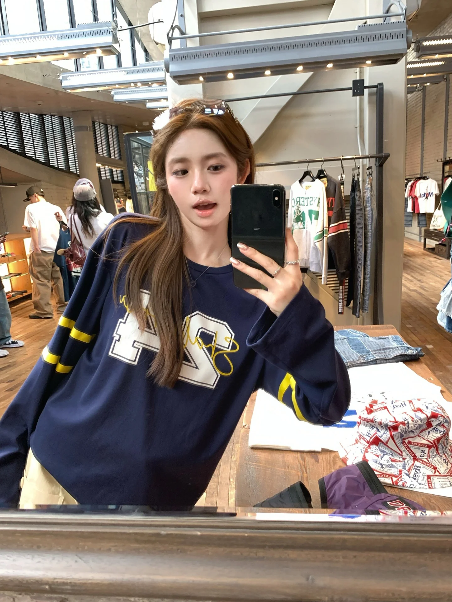 

Loose Fit Long Sve Women's T-irt American Sle Faionable Print Casual Cotton Blend Comfortable Breathable T-irt