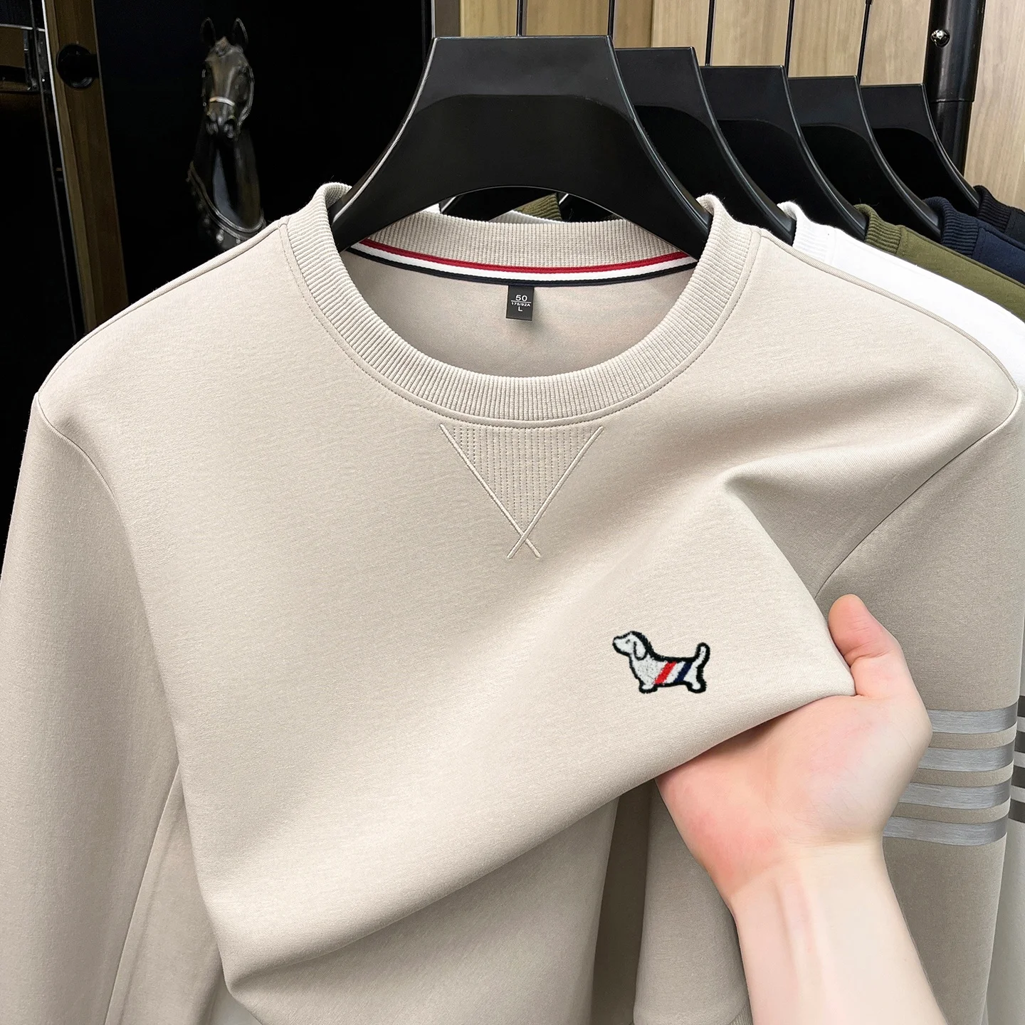 Designer Brand Round Neck Hoodie Men's Spring Autumn Classic Trend Cartoon Dog Embossed Korean Youth Casual Striped Sweatshirt
