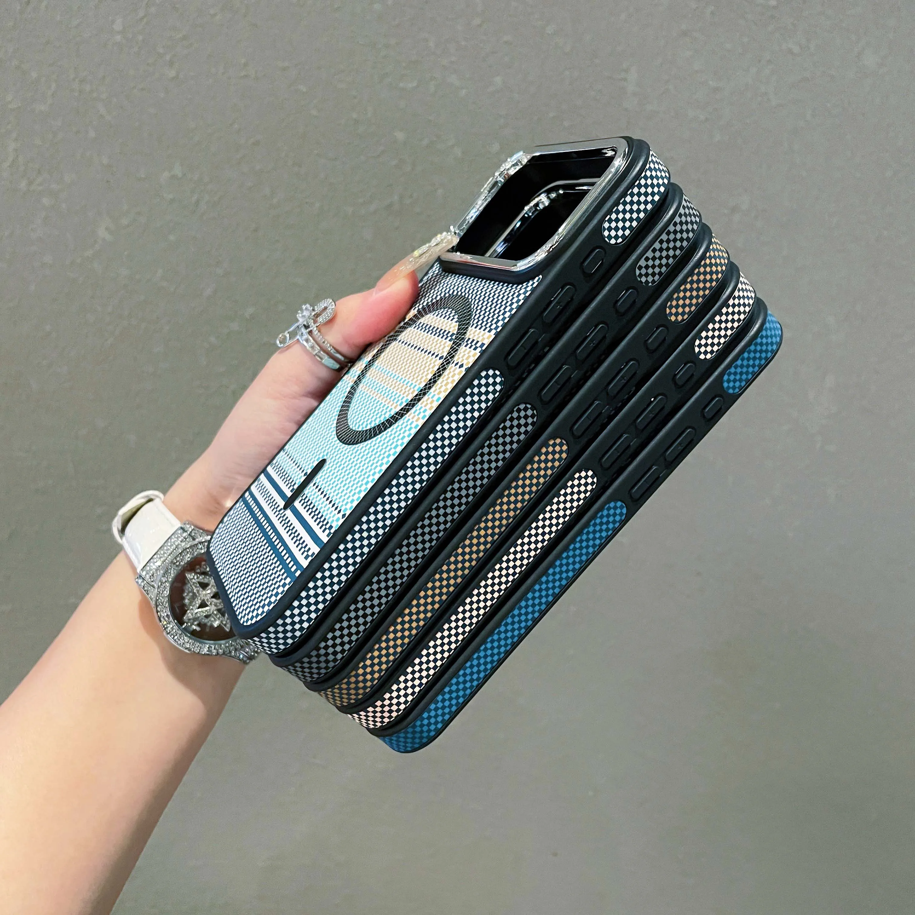 Carbon Fiber Striped Magnetic Charging Phone Case For Magsafe iPhone 17 Air 16 15 14 13 12 11 Pro Max Shockproof Colorful Cover - view 5