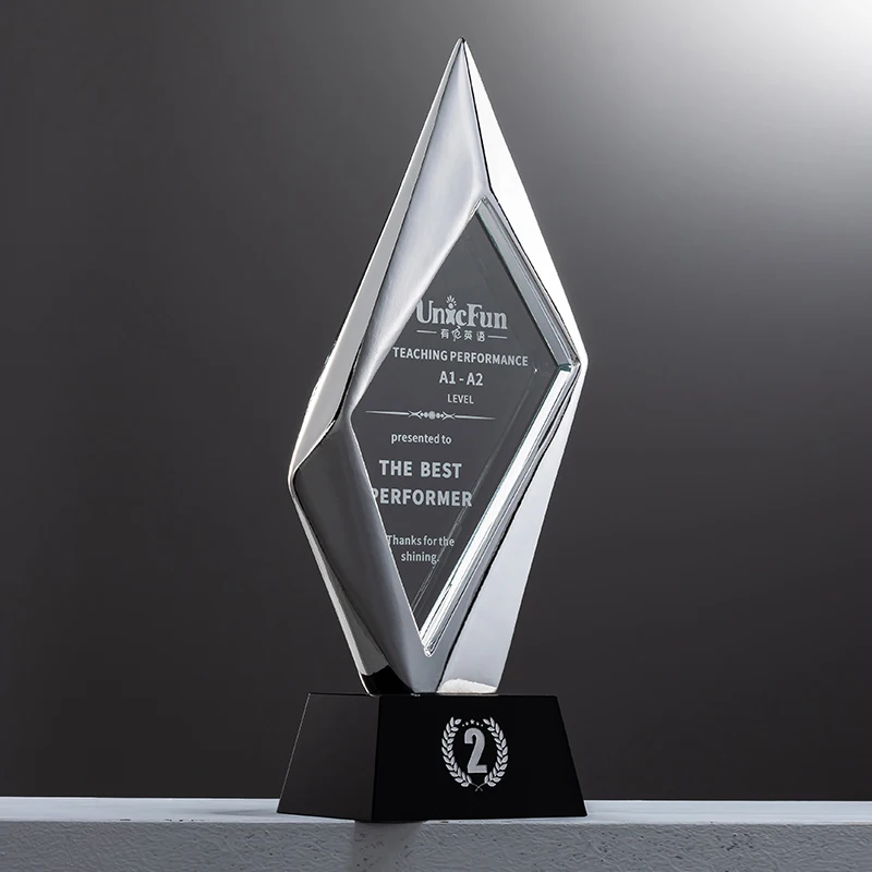 Trophée personnalisé LvshenGifts en résine ou en métal avec verre, récompense en verre personnalisée, plaque en verre élégante en forme de diamant