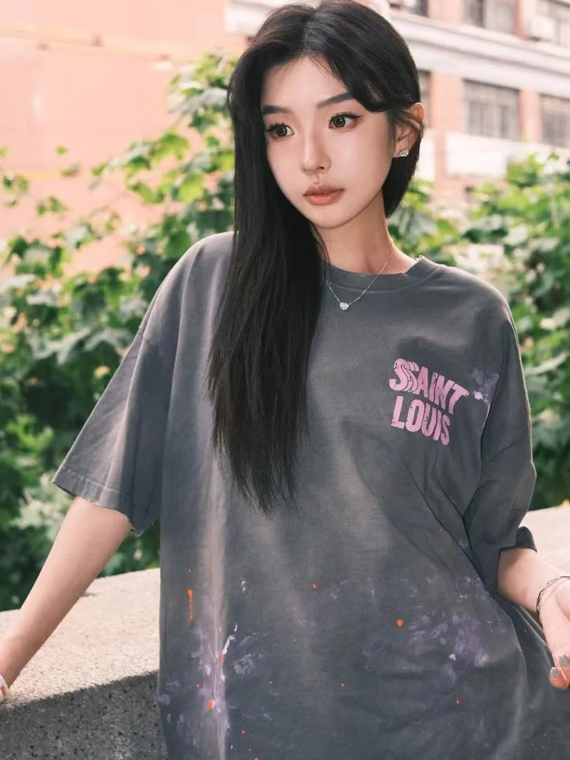 

Футболка Saint Louis fiti Hip Hop Sle Worn in Dyeing ort Sve T irt для пар, летняя, с принтом, свободного кроя, из хлопка, с круглым вырезом