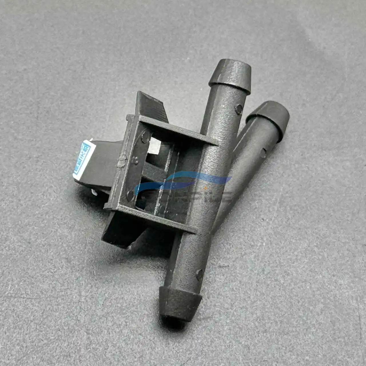1pc fpr MITSUBISHI  Pajero Sport V93V97V87 Front windshield water spray nozzle three-way pipe buckle
