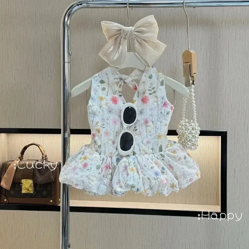 Girls Summer Outfit Fashionable 2026 New Style Children's Flower Suspender Top Shorts Two-Piece Set Cute Suit for Kids