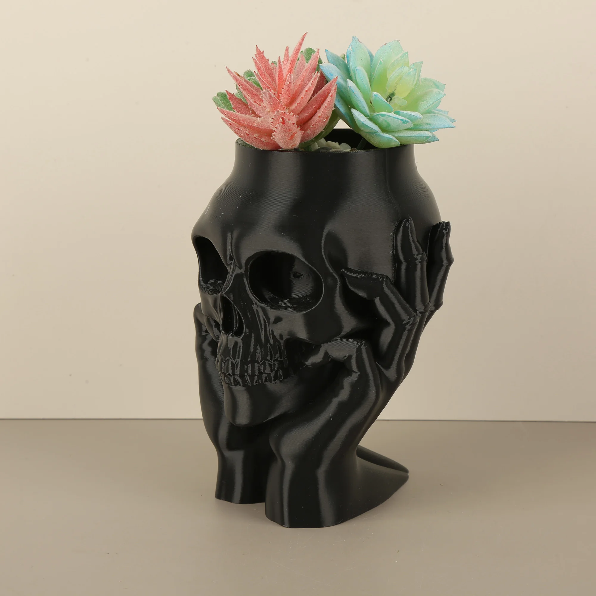 Black Plastic Skull Flower Vase, Hands Holding Skeleton Head Planter Pot for Gothic Home Halloween Decor