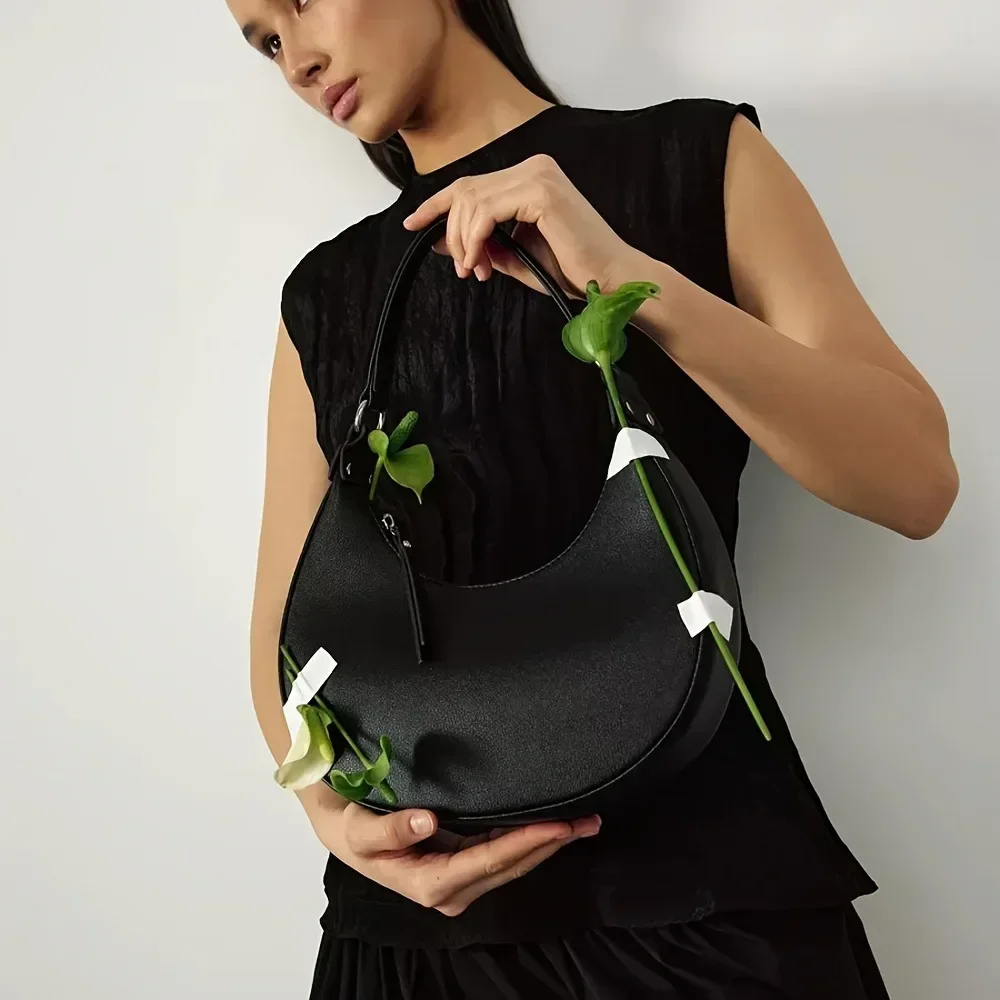 1 حقيبة كتف أنيقة من الجلد الصناعي، مناسبة للنساء، حقيبة إبط نصف دائرية بلون سادة مع سحاب للإغلاق