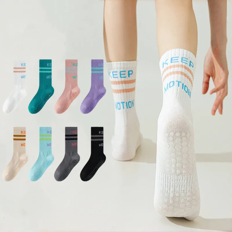 

Женские носки для пилатеса с буквенным принтом, повседневные полосатые вязаные хлопковые носки для йоги, профессиональные силиконовые нескользящие спортивные носки для танцев в тренажерном зале