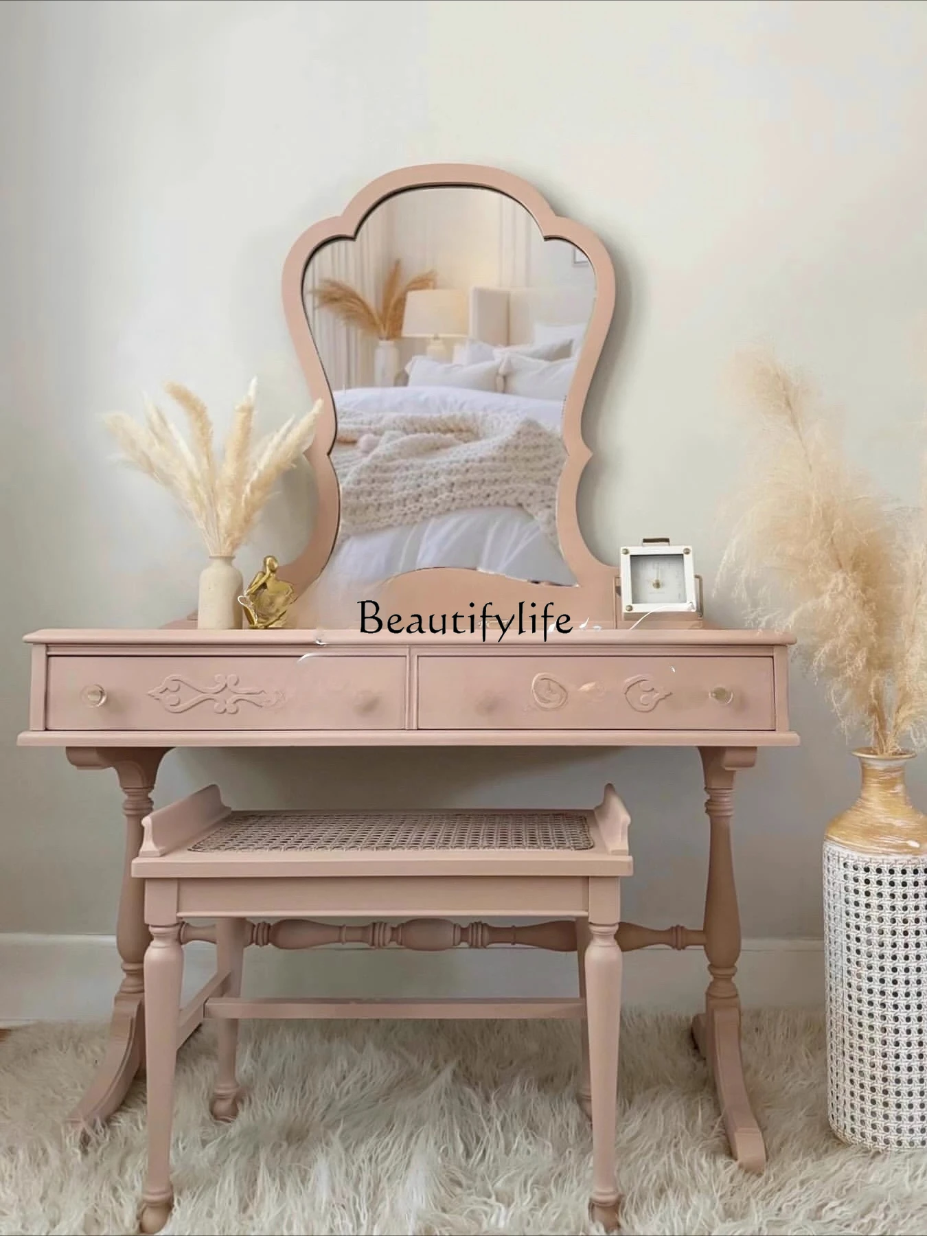 

French Retro Solid Wood Carved Korean Pink Dressing Table Nordic European Style with Mirror Makeup Table