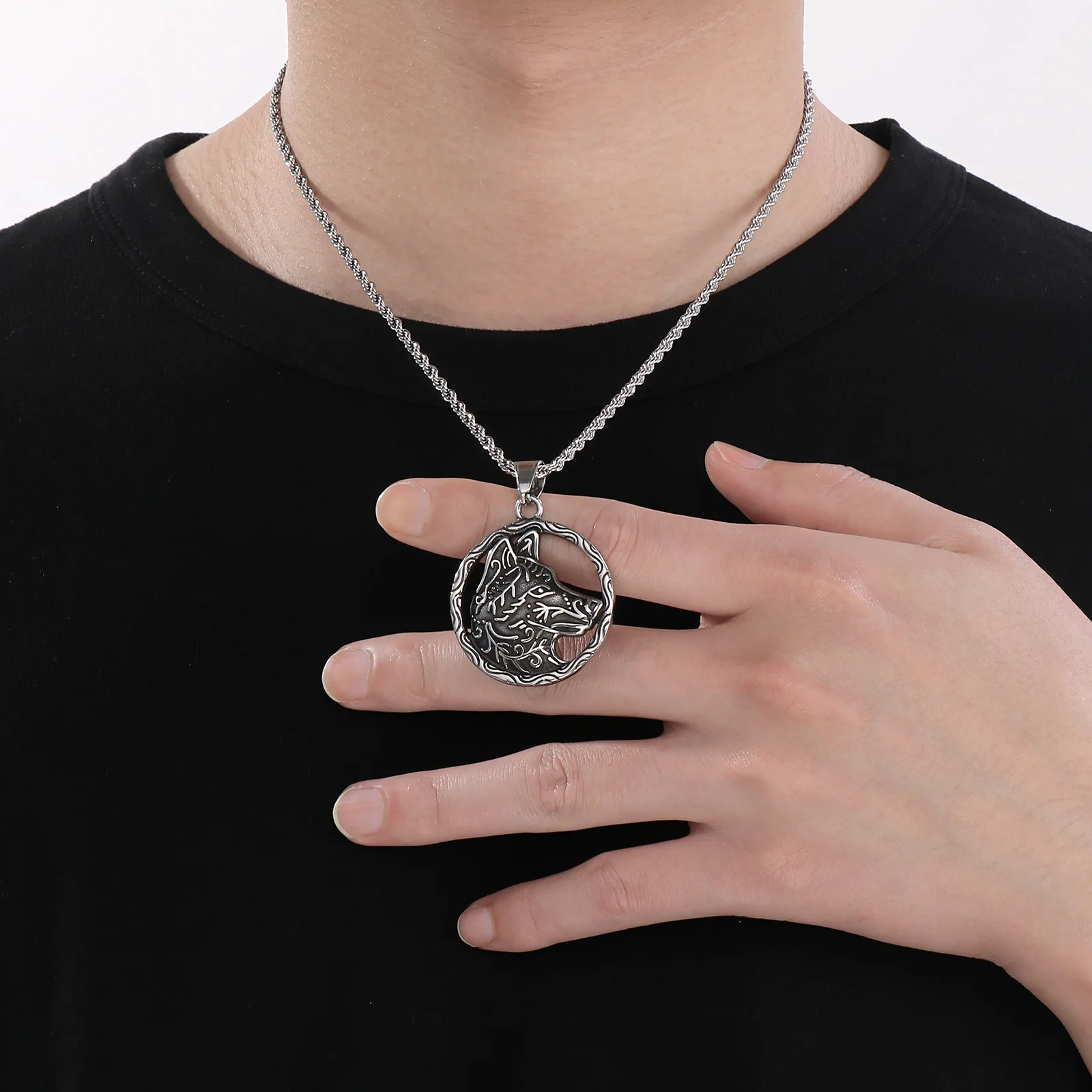 Fongten Cool Zodiac Signs Wolf Head Pendant Stainless Steel Necklace Quality Romanticism Fashion Jewelry Graduation Gifts