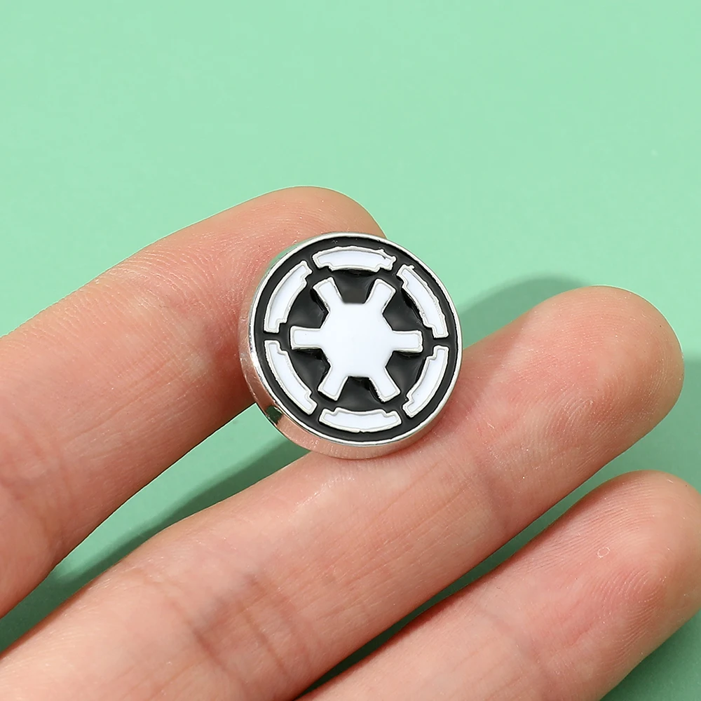 Star Wars Enamel Pin - the Mandalorian Yoda Baby Figure Kawaii Coffee Metal Badge Brooch Cute Jewelry Decoration Accessory