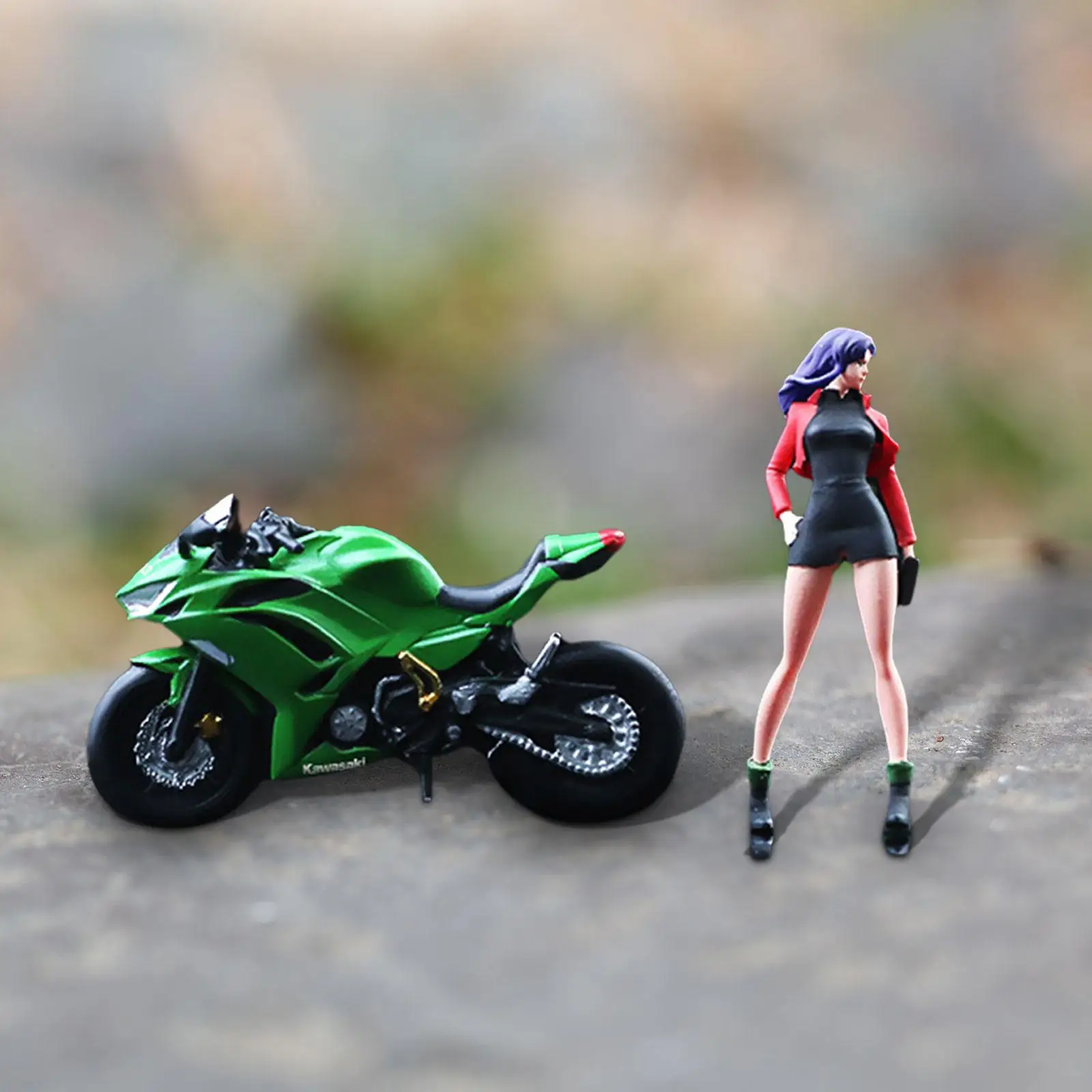 

1/64 Scale Motorcycle Girl Figure Tiny People Model Sand Table Ornament Resin Motorcycle Model for DIY Scene Decor Layout