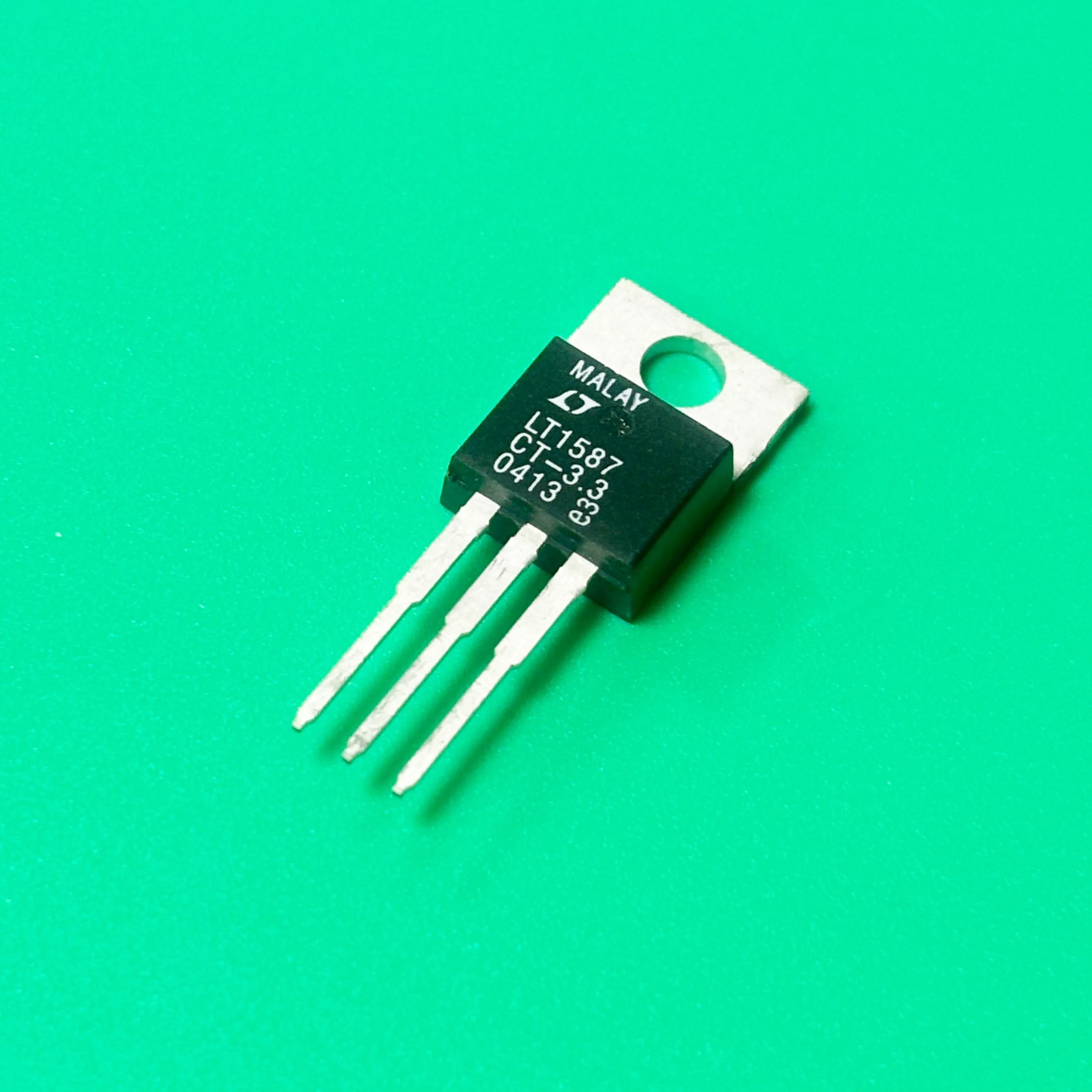 LT1587CT-3.3 TO-220 LT1587 CT-3.3 IC REG LINEAR 3.3V 3A TO220-3 LT1587CT3.3 LT1587CT33 LT1587C T-3.3 LT 1587CT-3.3 LT1587-3.3