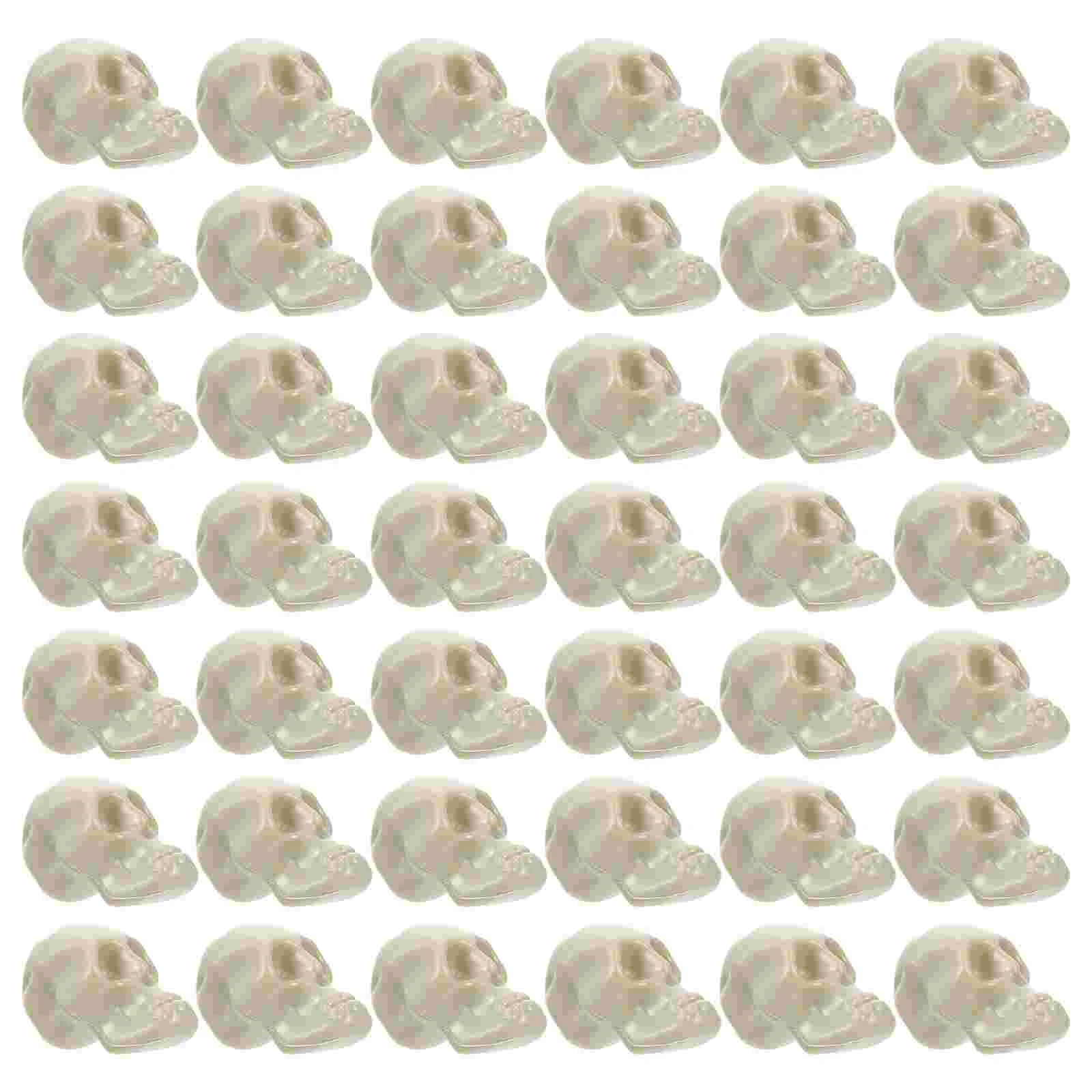 50 Pcs Bulk Toy Skull Head Crafts Mini Halloween Plastic Creative Decor