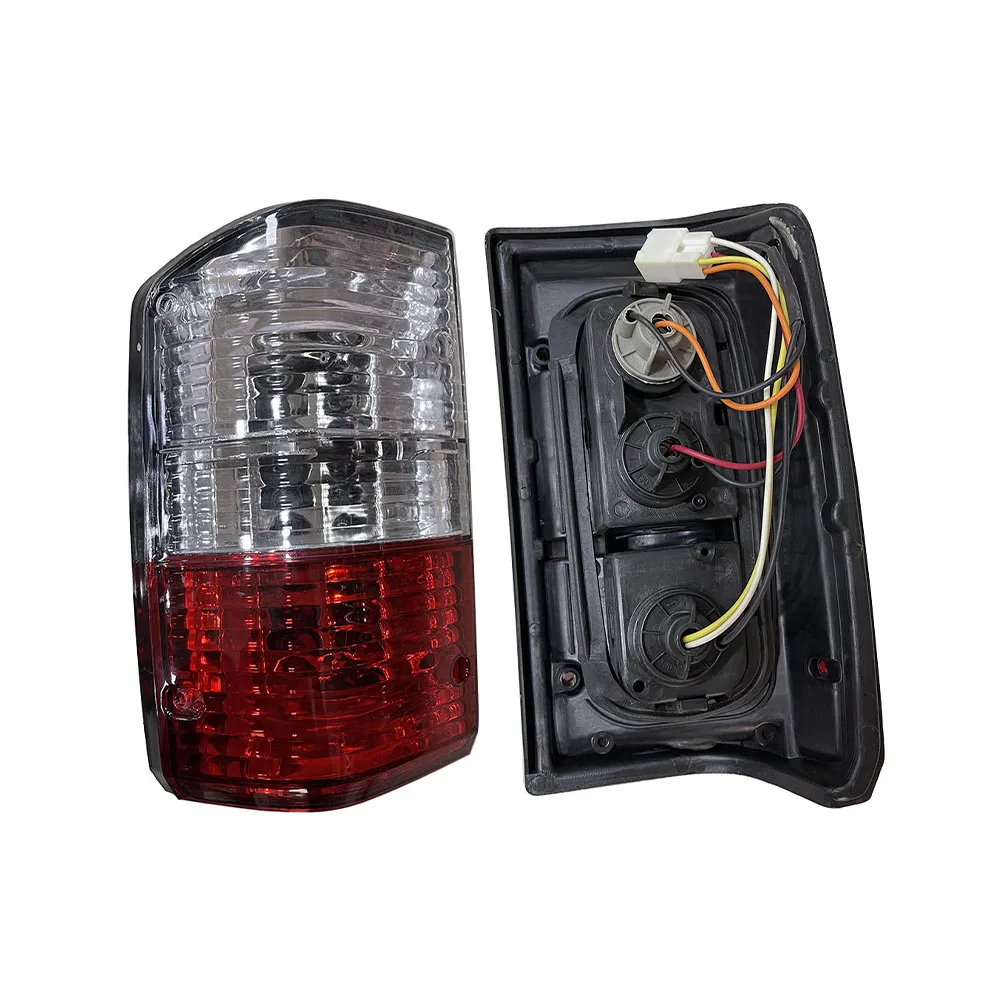 Car Tail Light Brake Lamp for Nissan Safari Patrol Y60 A Pair Crystal Rear Lights 1987 to 1997