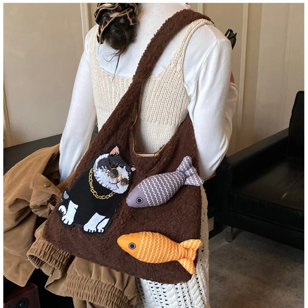 

Plush Handbag Wrinkle Resistant Cartoon Tote Bag Casual Handbag High-Quality Large Capacity Bag For Shopping Commuting Fashion