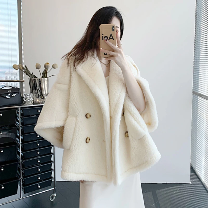 2024 New Design Real Wool Teddy Short Coat Fashion Jackets Winter Natural Fur Short Sleeve Poncho