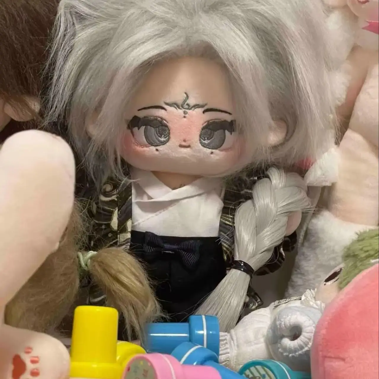 

Новая хлопковая кукла без атрибутов, 20 см, серебристо-серая, жареная шерсть, каваи с серыми глазами и куклой-скелетом, подарок, без одежды