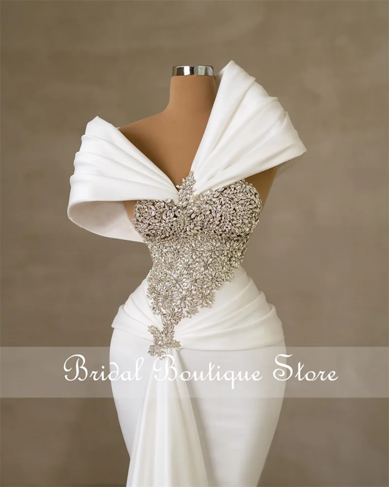 New Arrival 2023 Arabic Wedding Dress Dubai Beading Diamonds Rhinestones Off Shoulder Satin 2023 Bridal Gowns فساتين زفاف