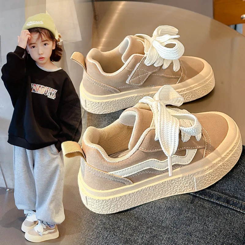 Girls' Board Shoes 2024 Spring New Children's Shoes Children's Soft Sole Casual Shoes Men's Versatile Casual Anti slip Sports