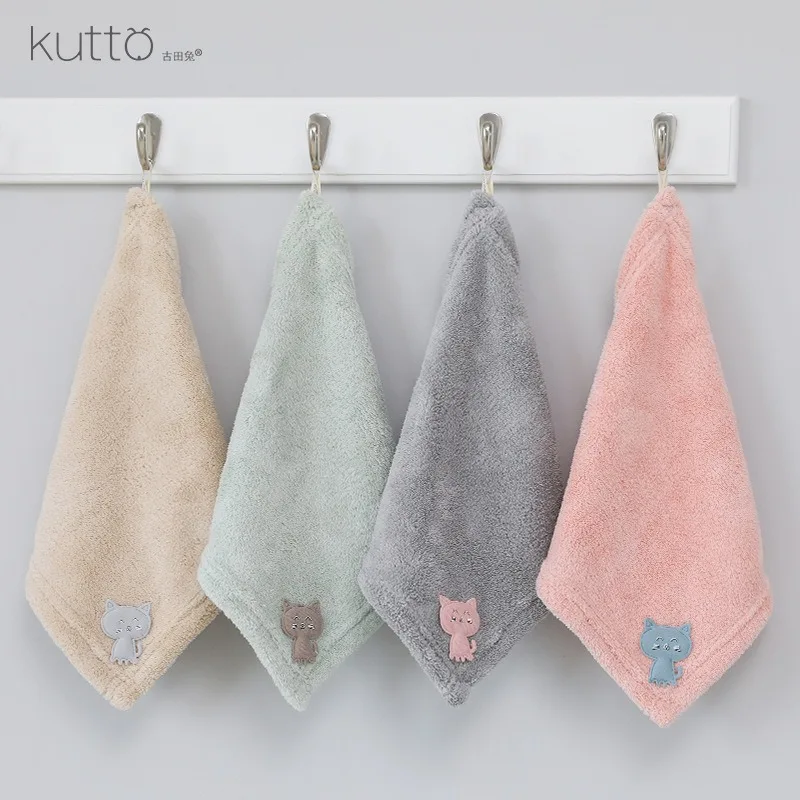 1pc Cute cartoon coral-fiber small square towel, water-absorbent and easy to dry, kitchen hand towel