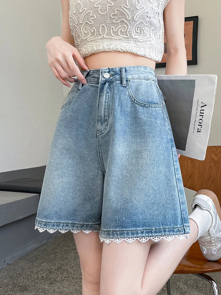 Lace trim design five quarter denim shorts women in summer thin loose flesh blocking A-line versatile wide leg shorts