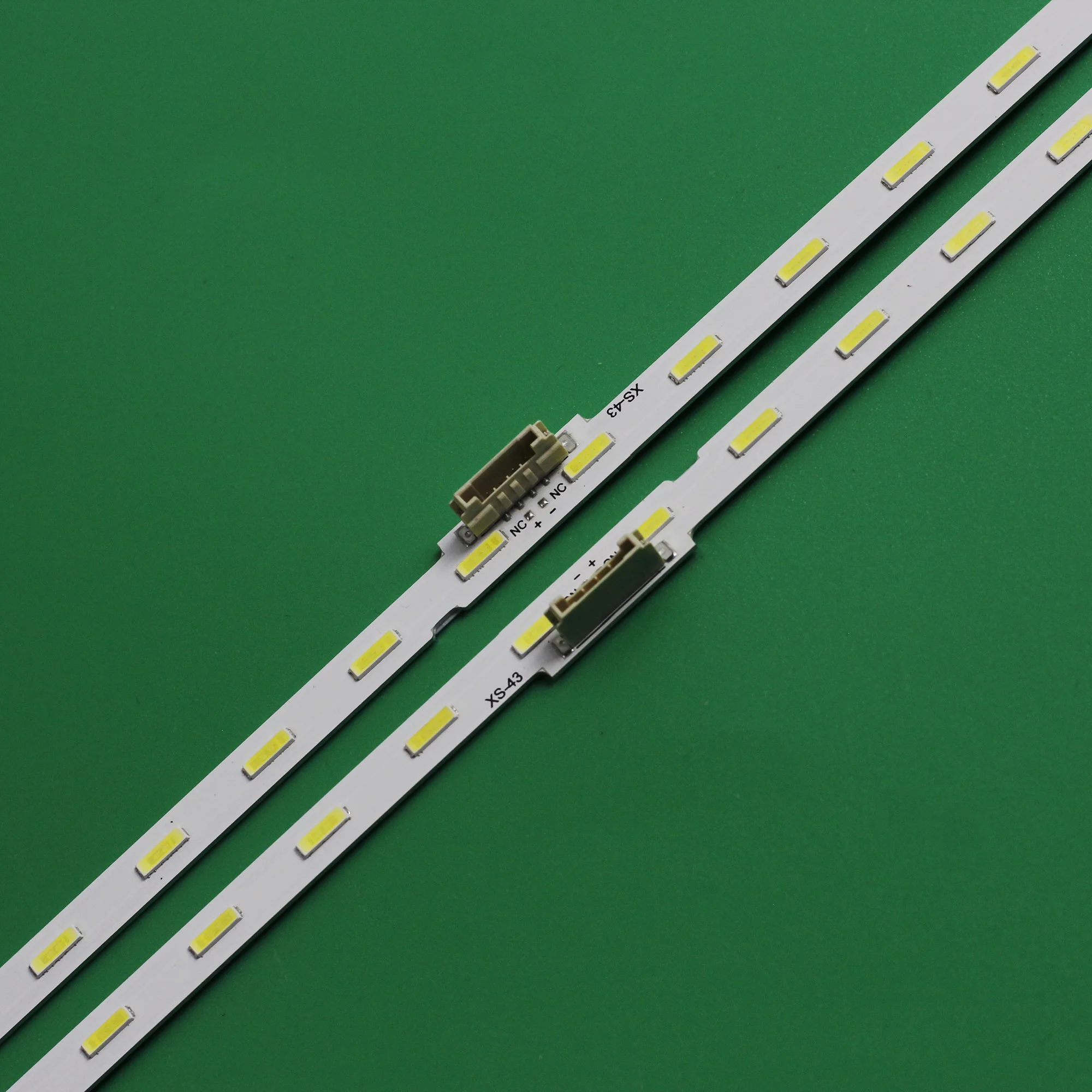 LED Backlight Strip(3V) For UE43RU7400U UE43RU7025K UE43RU7410U UE43RU7400 V8N4-430SM0-R0 LM41-00606A BN96-46053A CY-NR043HGHV1V image 2