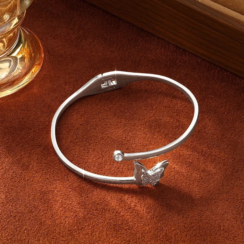 Rrjzz 3mm Moissanite Asymmetrical Stereo Butterfly Spring Clip Open Bangle Inner Diameter 58mm Women Bracelets Jewelry Gifts 2